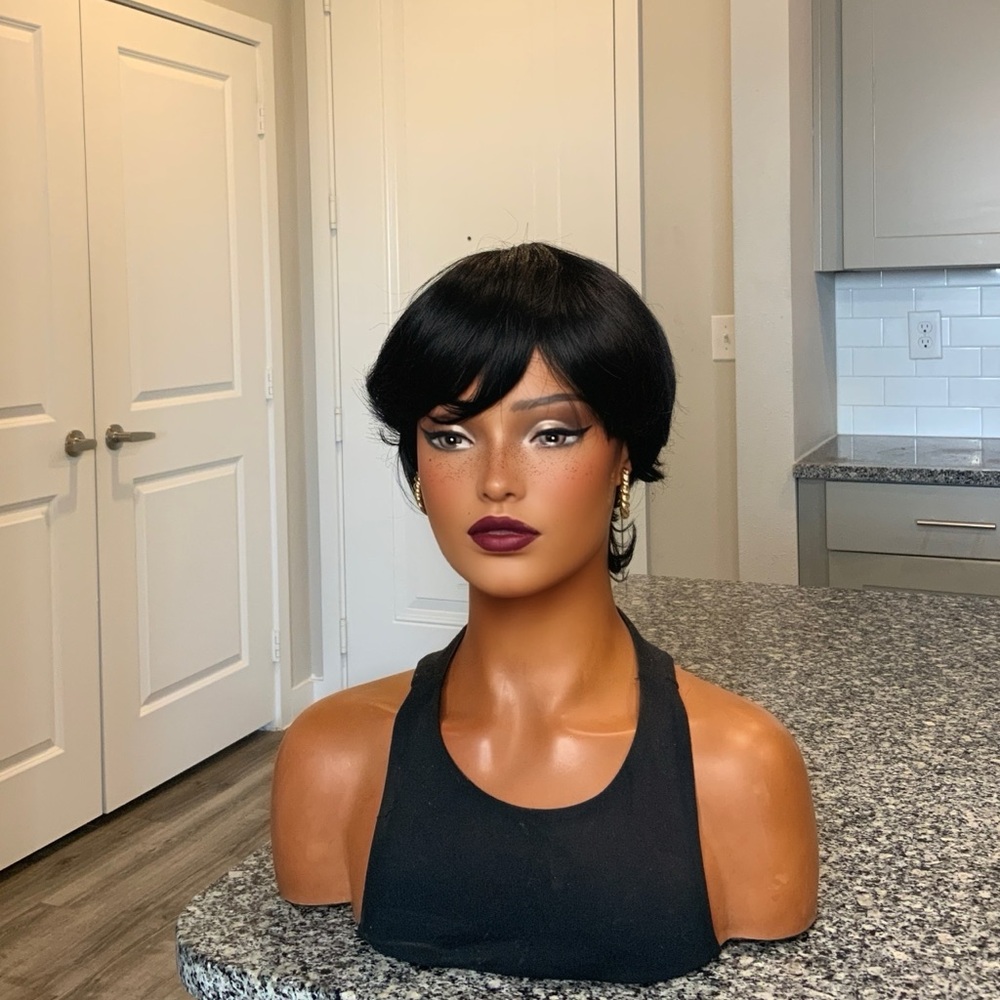 NIA | Sleek Black Pixie Cut Wig – 100% Human Hair